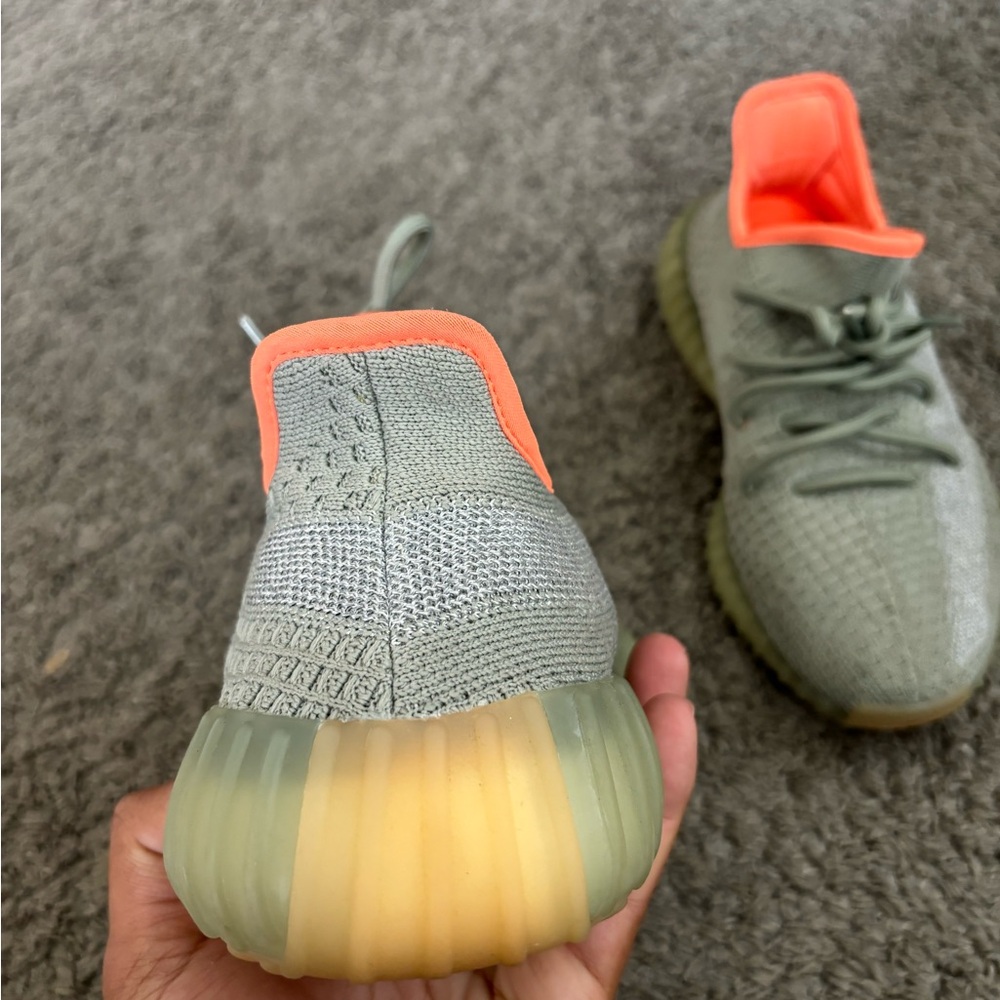 Adidas yeezy 350 - Picture 5 of 5